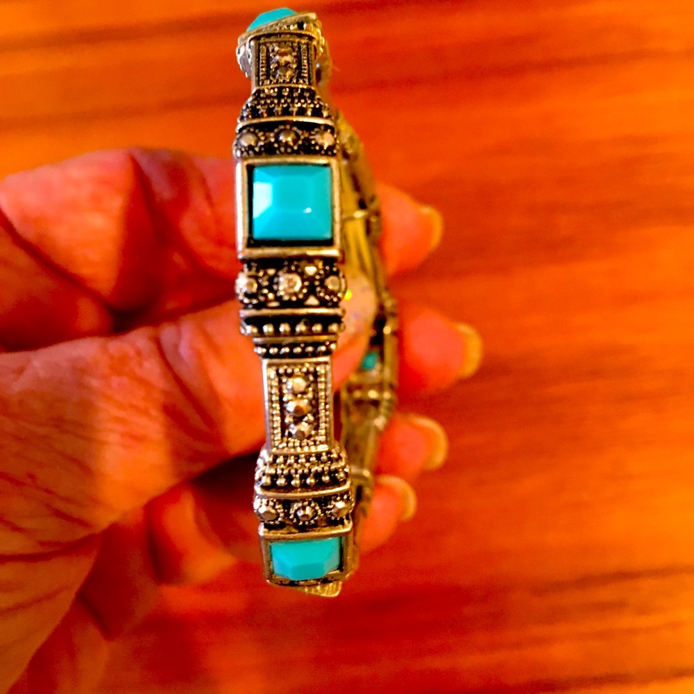 Pretty Bracelet